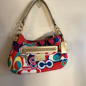 COACH Poppy Daisy Signature "C" Groovy Bag in Gold / Multi